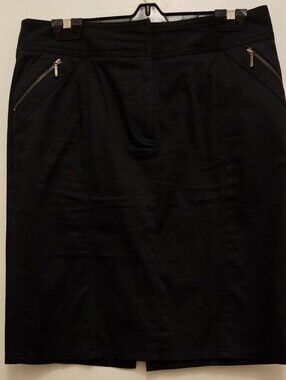 New York And Company Classic Black Pencil Skirt